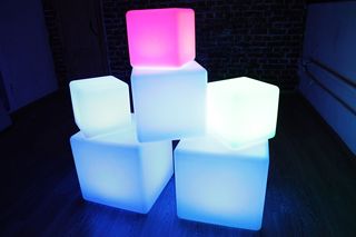 Светящийся куб