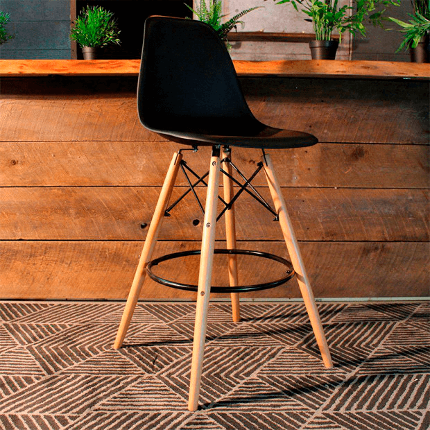 Стул барный Eames черный