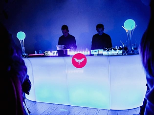 Нео бар для компании BBDO Group