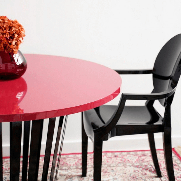 Стол со столешницей бордового цвета D 120 см